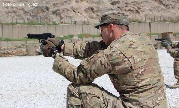 L'Esercito italiano non diminuisce la sua presenza nelle scuole: fa didattica a distanza
